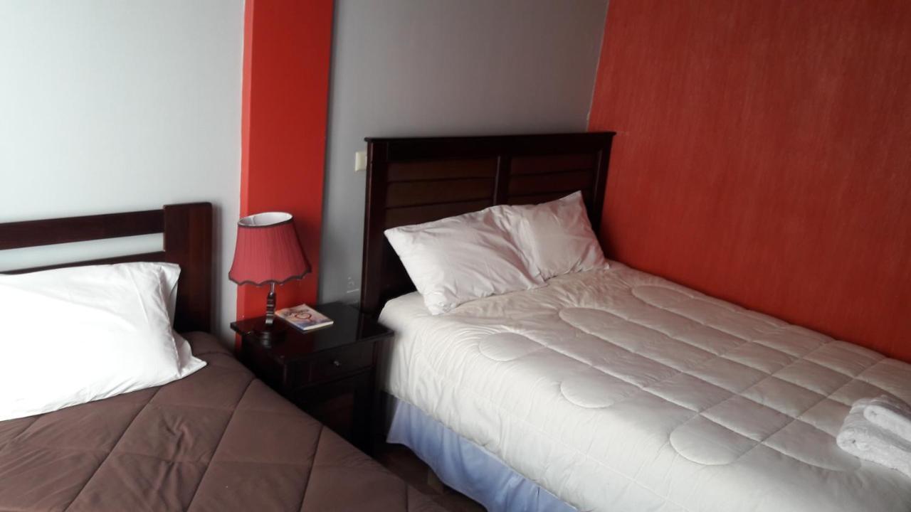 Las Tholas Hotel Уюни Екстериор снимка