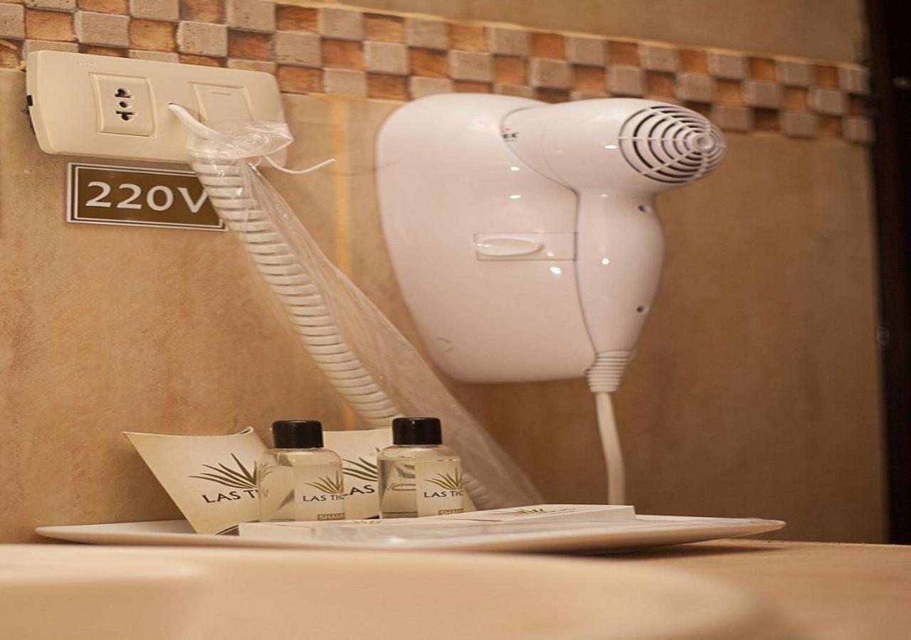 Las Tholas Hotel Уюни Екстериор снимка