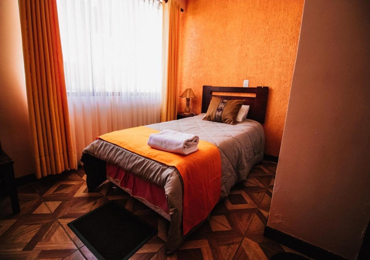 Las Tholas Hotel Уюни Екстериор снимка